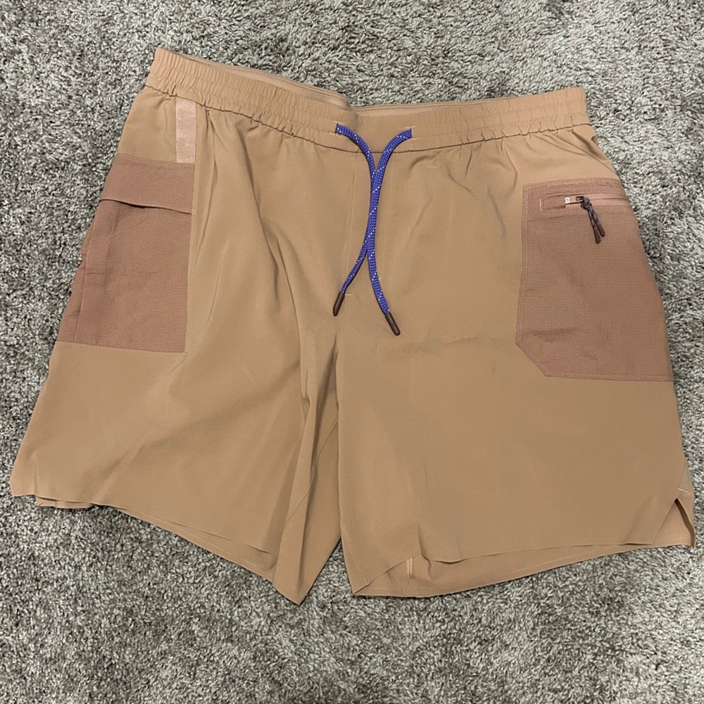 Lululemon Men’s Water Repellent Hiking Shorts 8”